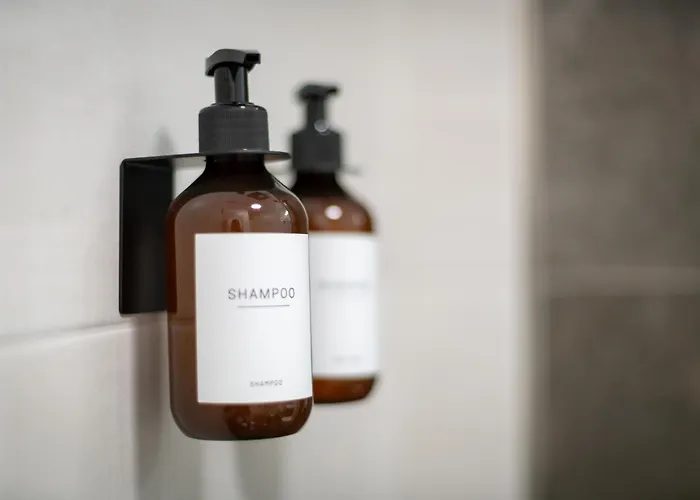 Blu -modern Interior Design In Centre- Close To Hbf & Uni *