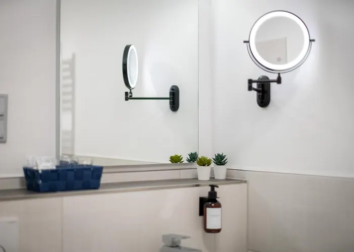 Blu -modern Interior Design In Centre- Close To Hbf & Uni Apartman Kassel