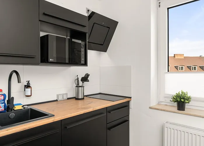 Blu -modern Interior Design In Centre- Close To Hbf & Uni Kassel